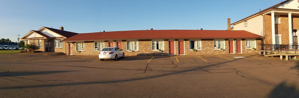 Queens Arms Inn Charlottetown Exterior foto